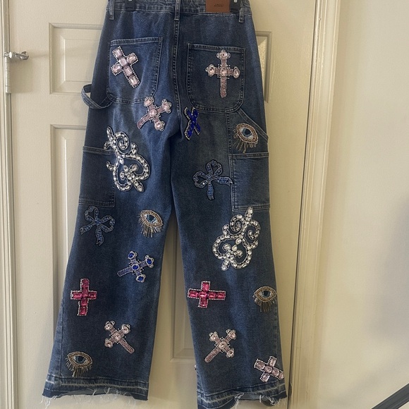 AKIRA Blue Denim Flare Jeans with Pink Embroidery - Picture 6 of 7